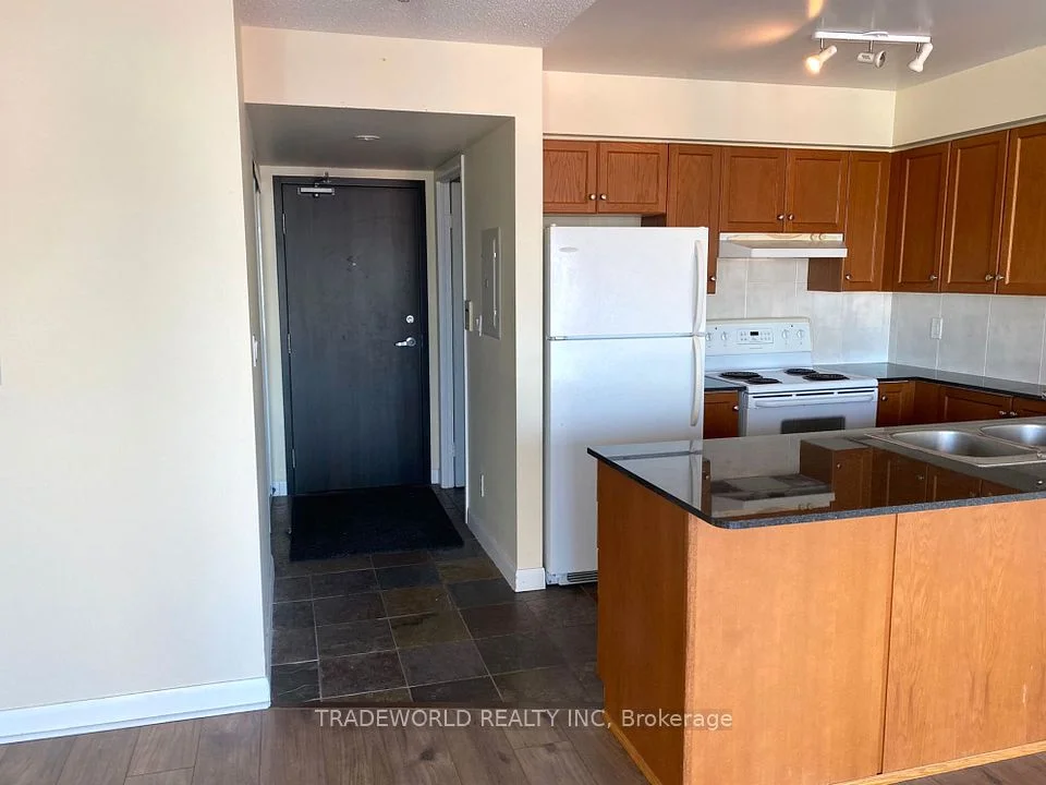 210 Victoria Street 3213, Toronto C08, ON M5B 2R3
