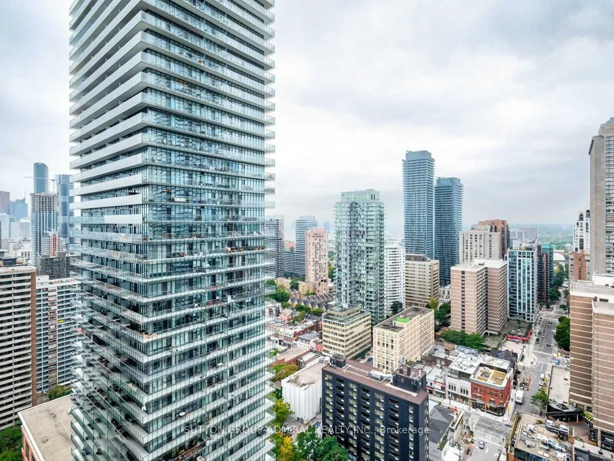 42 Charles Street 3005, Toronto C08, On M4y 1t4