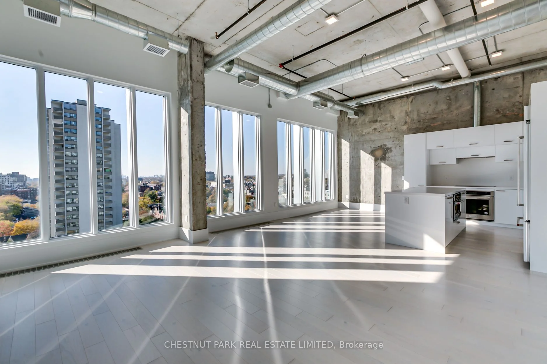 50 McCaul Street GPH 15, Toronto C01, ON M5T 0B6