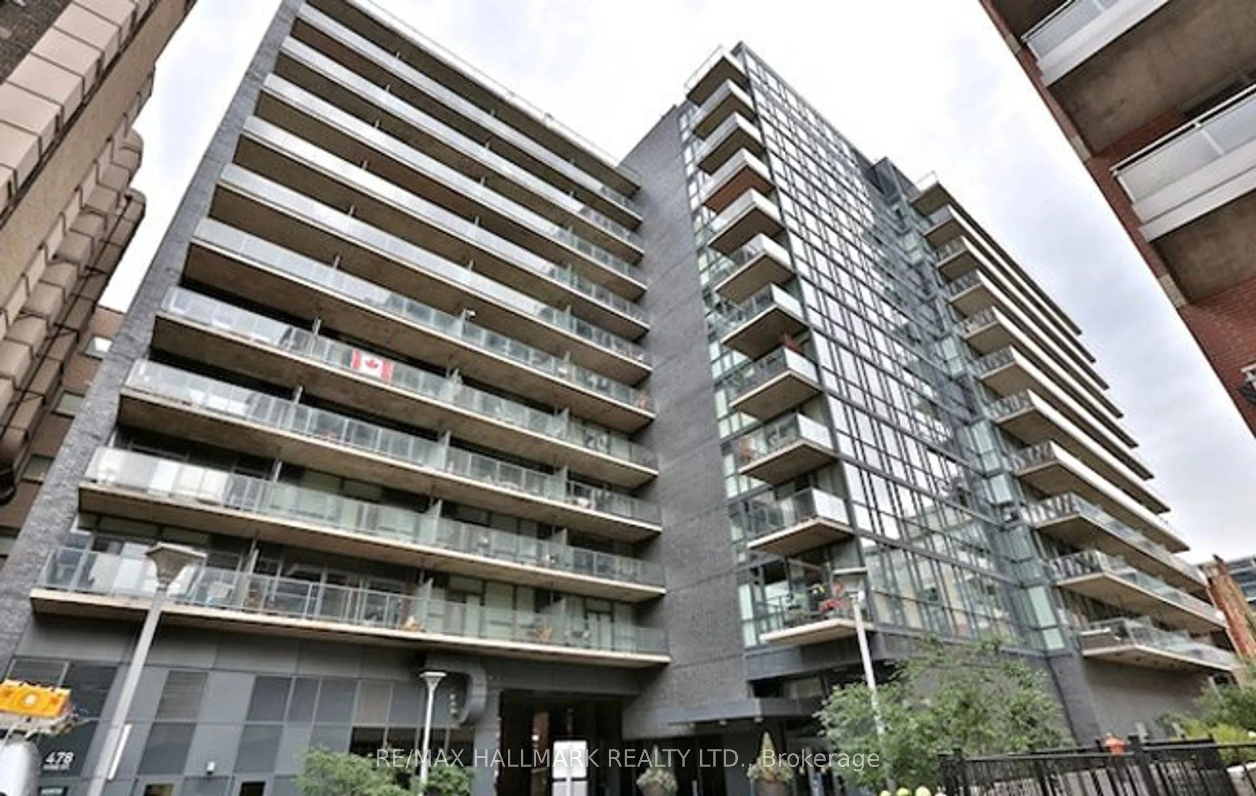 Condo Apartment in Toronto