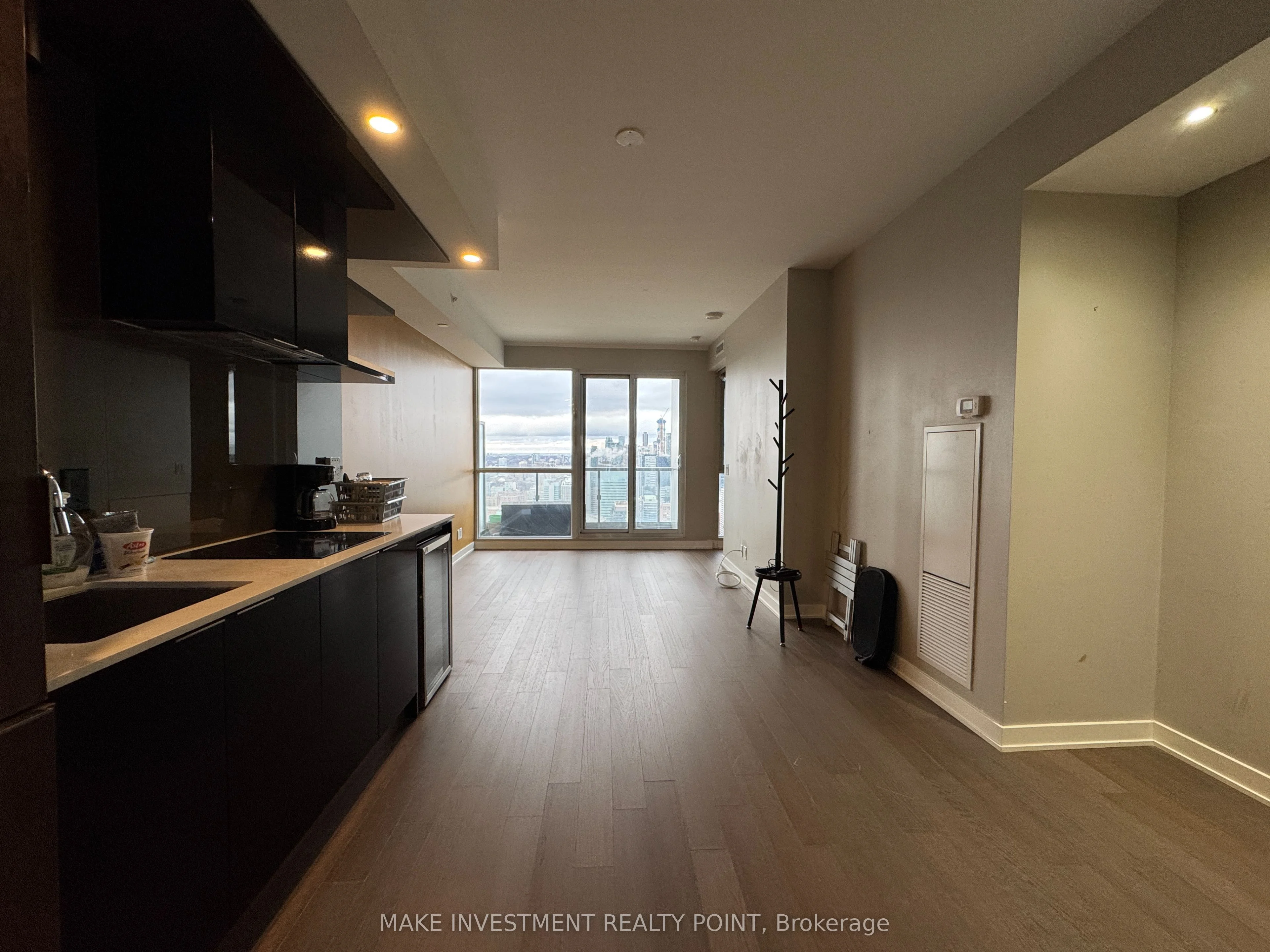 70 Temperance Street 5017, Toronto C01, ON M5H 4E8