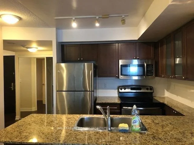 761 Bay Street 3002, Toronto C01, On M5g 2r2
