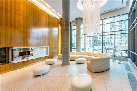 215 Fort York Boulevard 703, Toronto C01, ON M5V 4A2