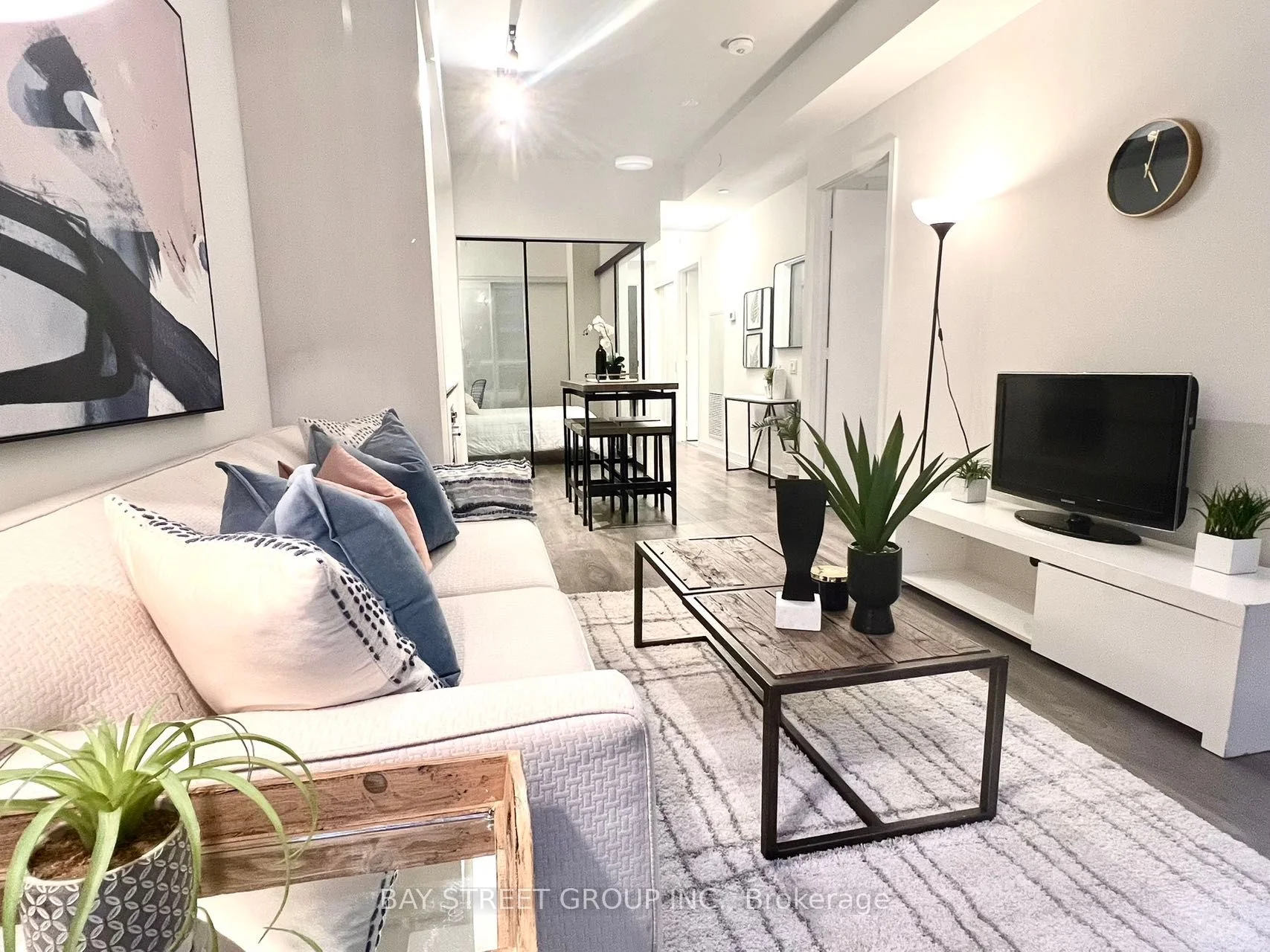 108 Peter Street 2303, Toronto C01, On M5v 0w2