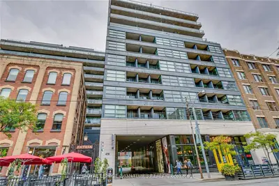 Condo Apartment in Toronto