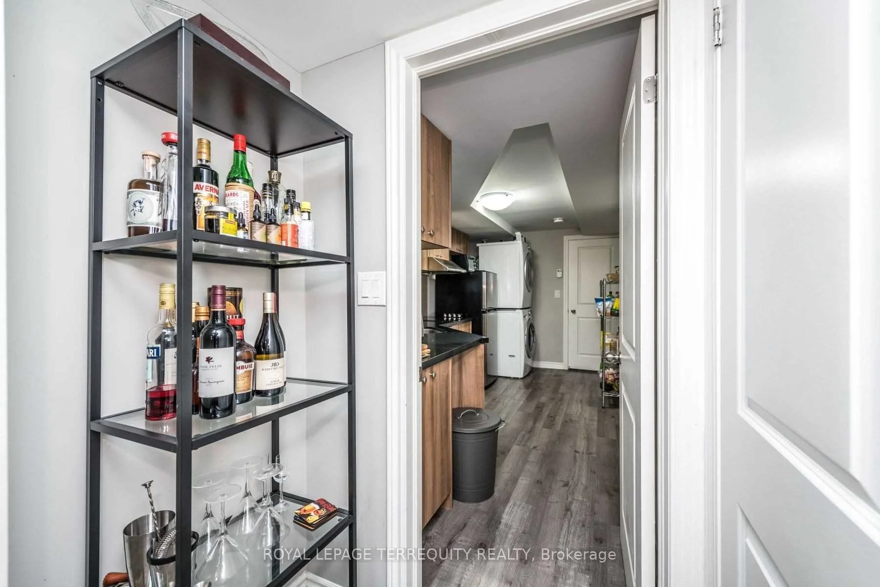 637 Lansdowne Avenue BSMT, Toronto C01, ON M6H 3Y2