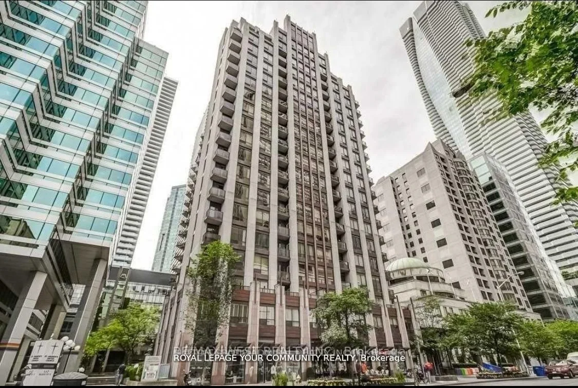 Condo Apartment in Toronto