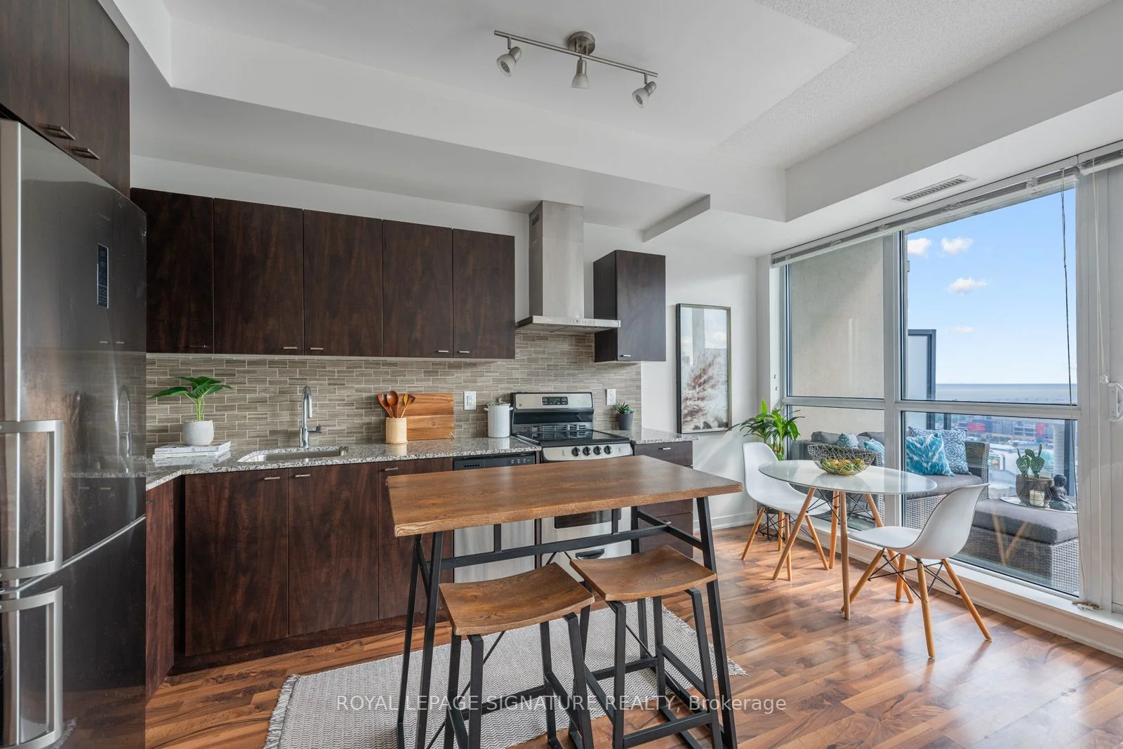 51 East Liberty Street 2116, Toronto C01, On M6k 3p8