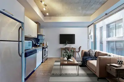 Condo Apartment in Toronto