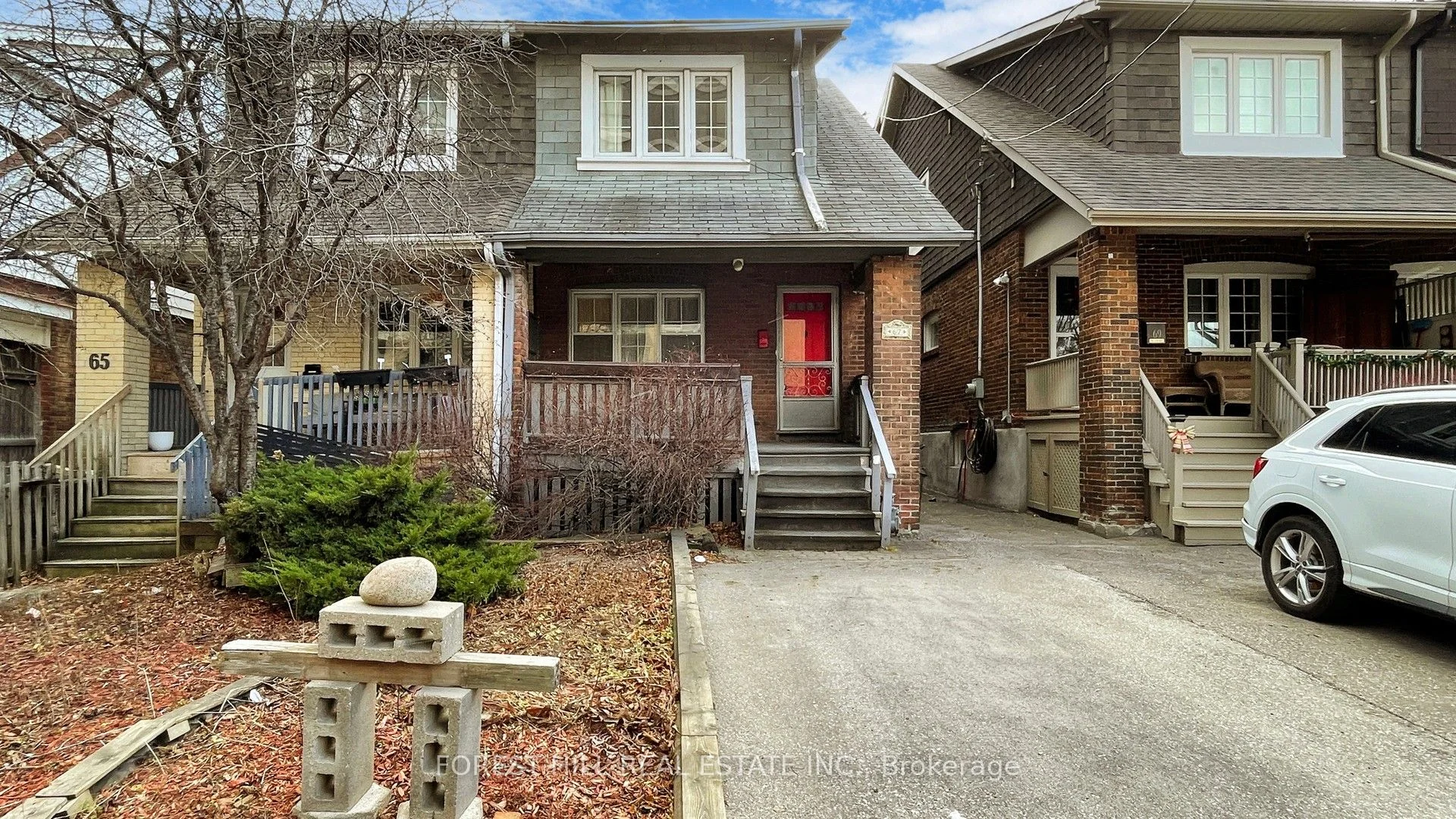 Semi-Detached in Toronto