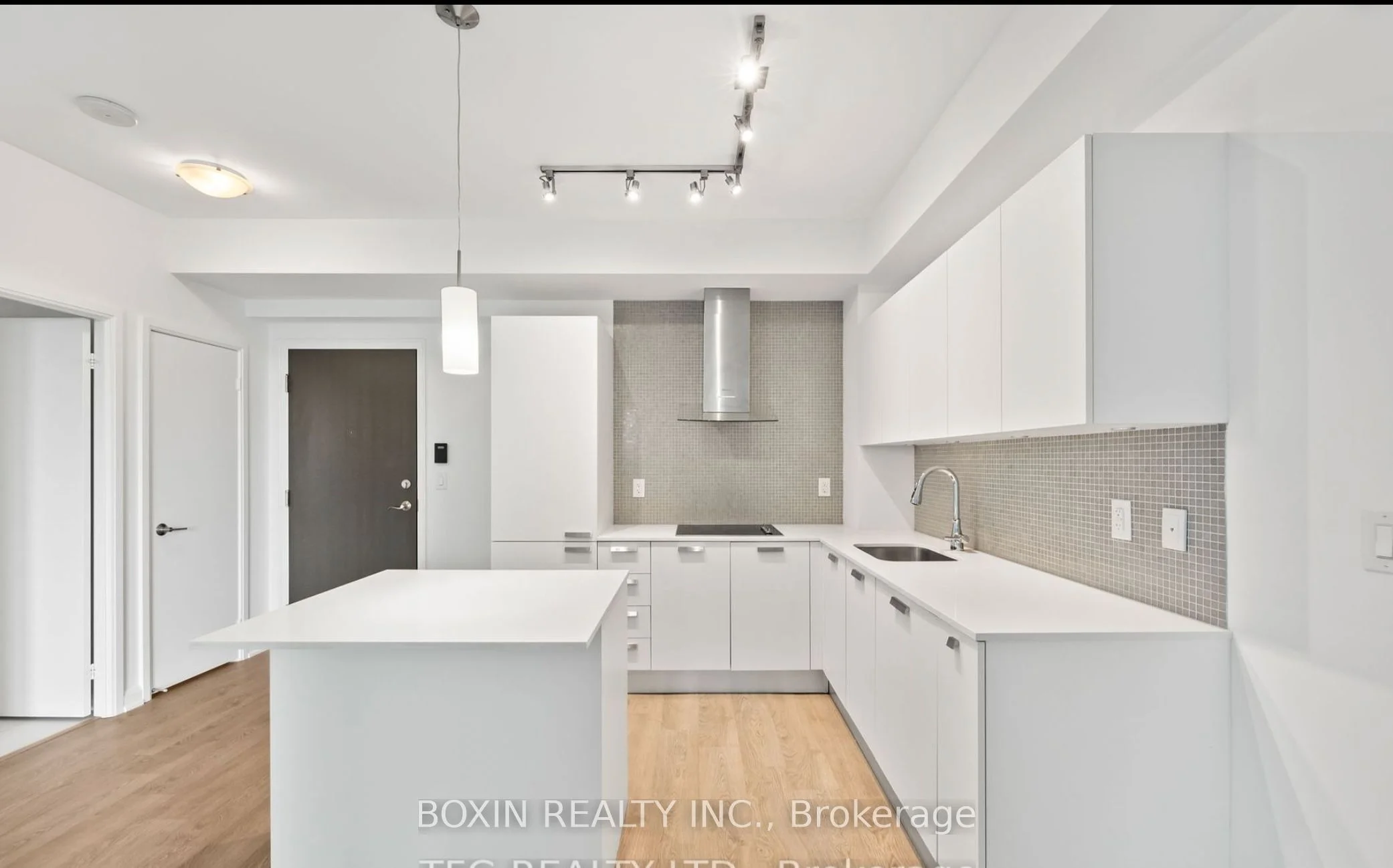 9 Bogert Avenue 2404, Toronto C07, On M2n 0h3