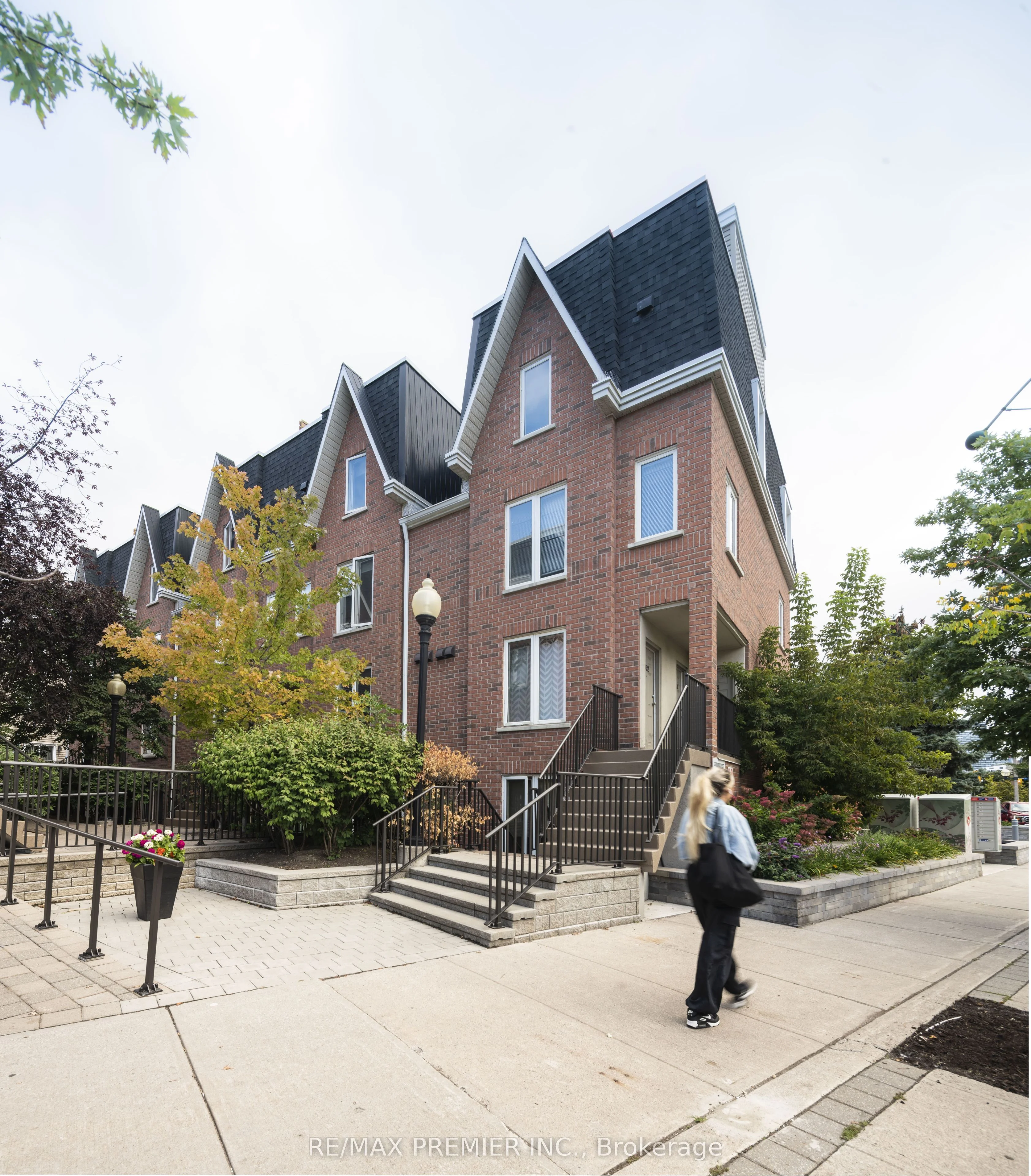 Condo Townhouse in Toronto