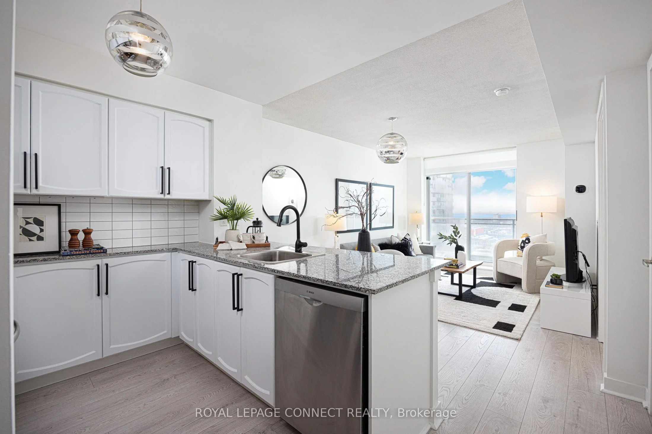 Condo Apartment in Toronto