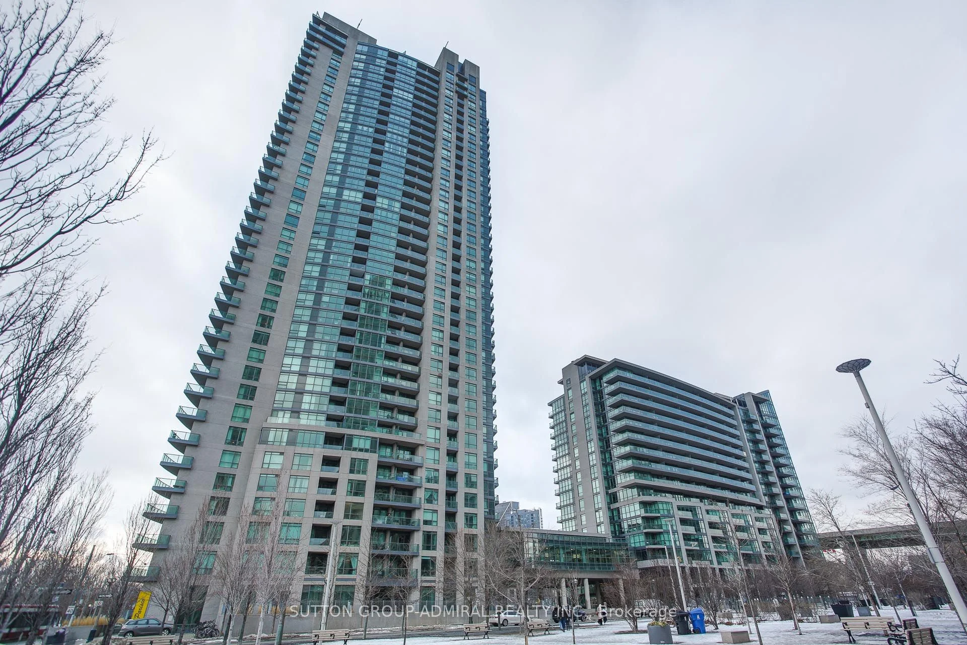 215 Fort York Boulevard 2702, Toronto C01, On M5v 4a2