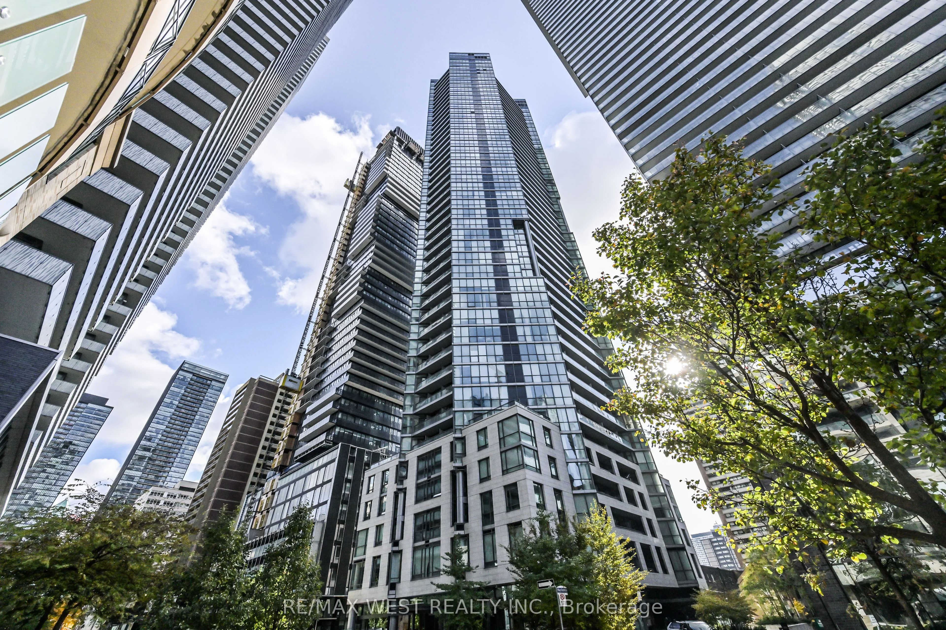 45 Charles Street E 4510, Toronto C08, On M4y 1s2