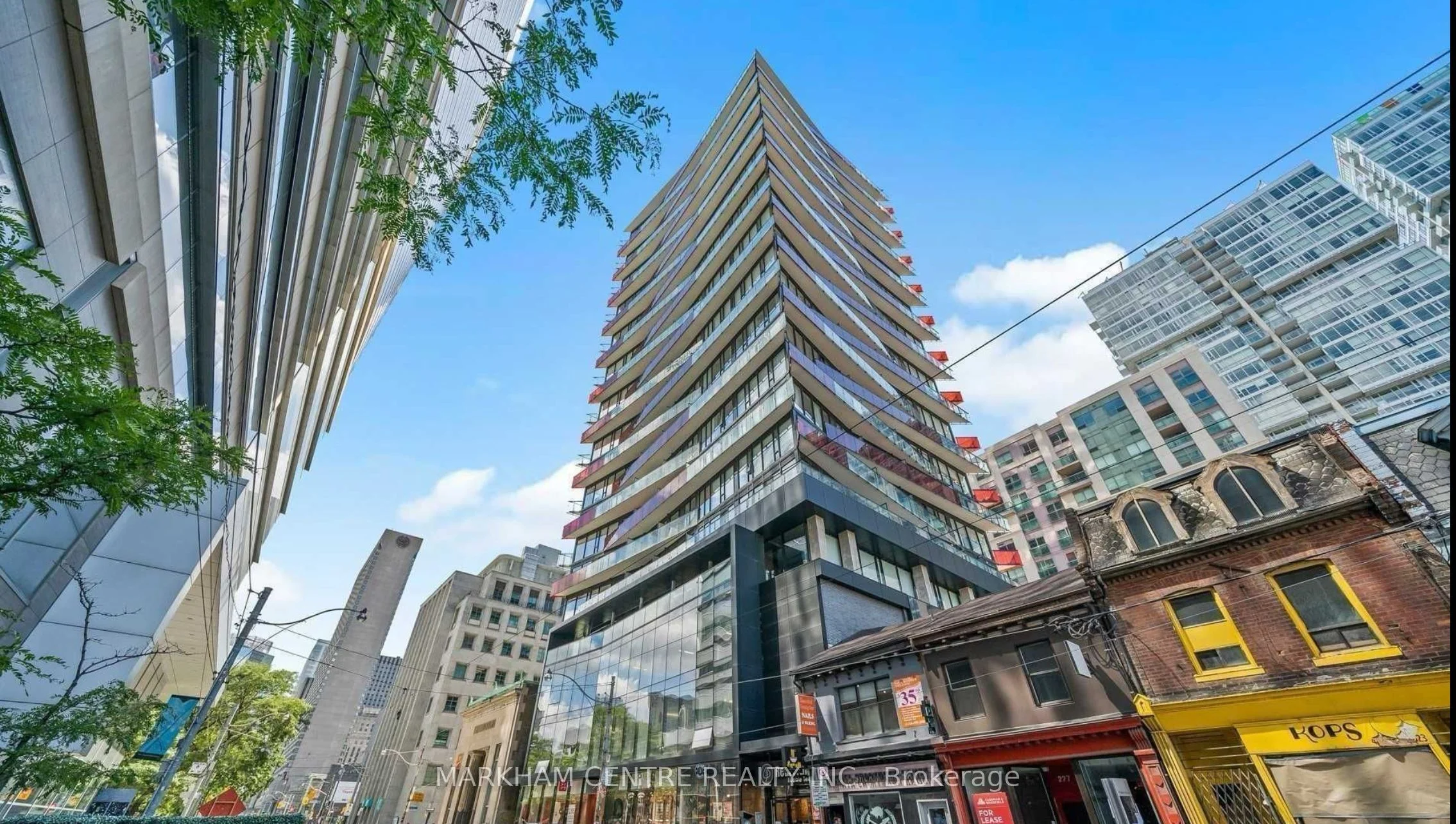 215 Queen Street W 1508, Toronto C01, On M5v 0p5