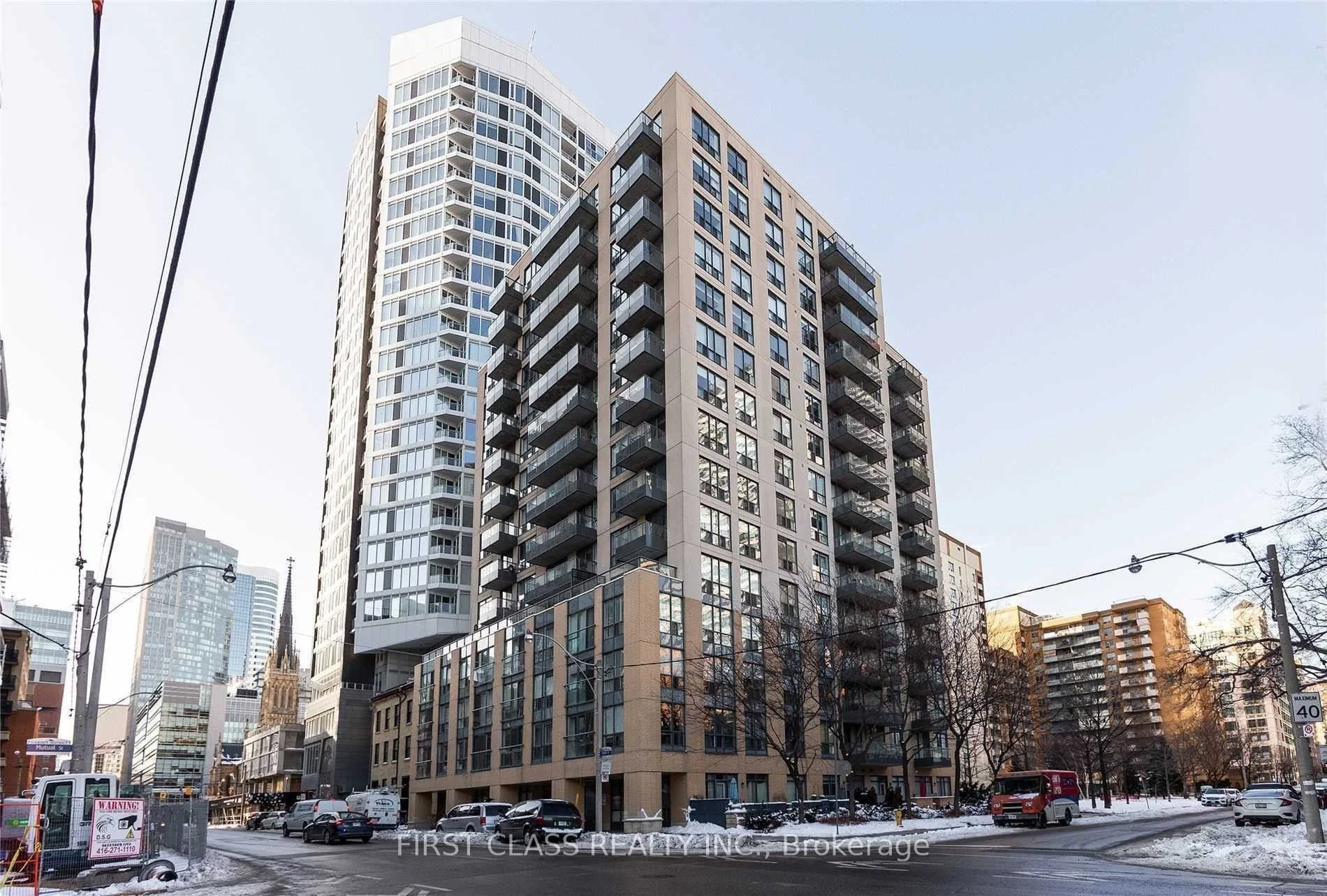 Condo Apartment in Toronto