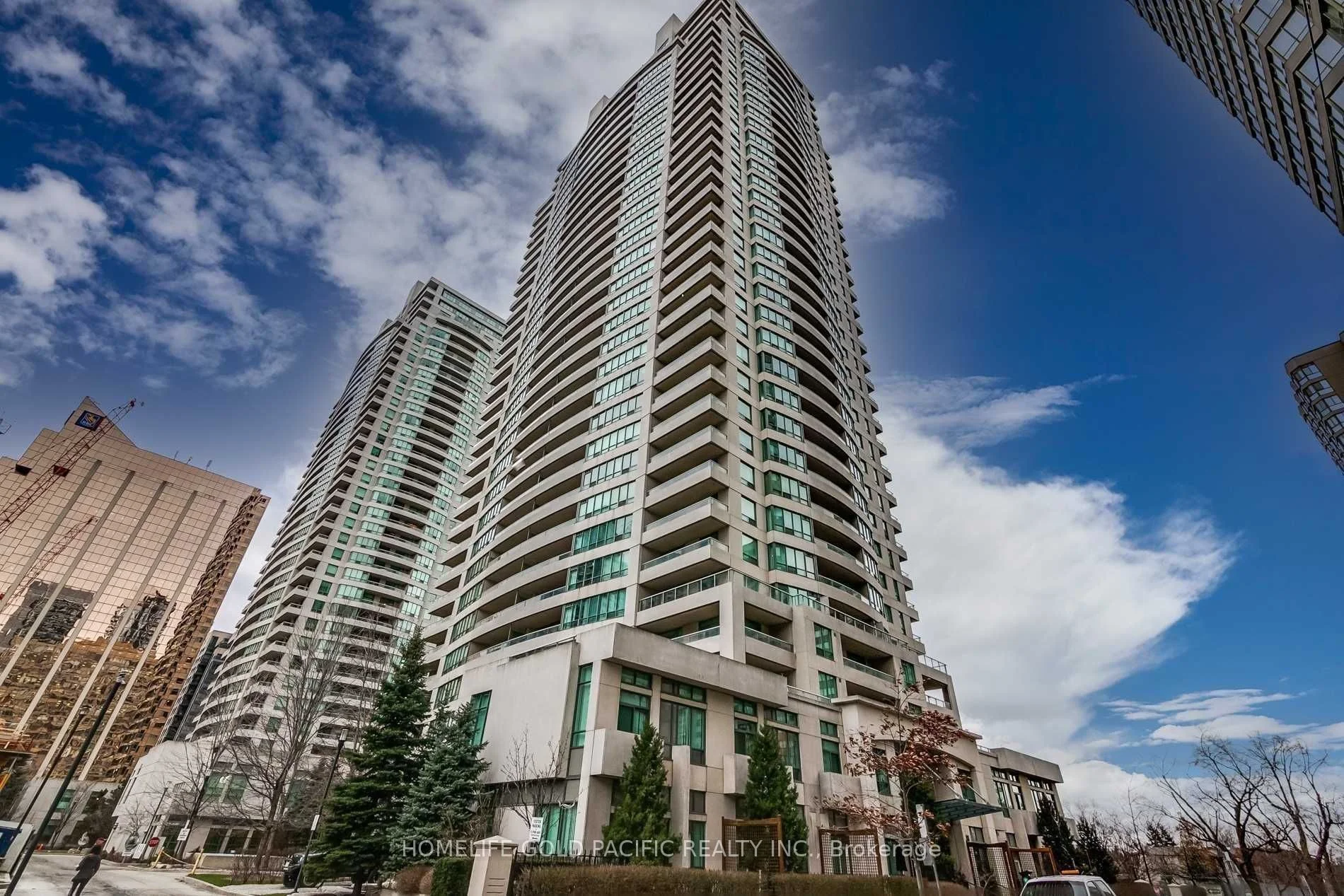 Condo Apartment in Toronto