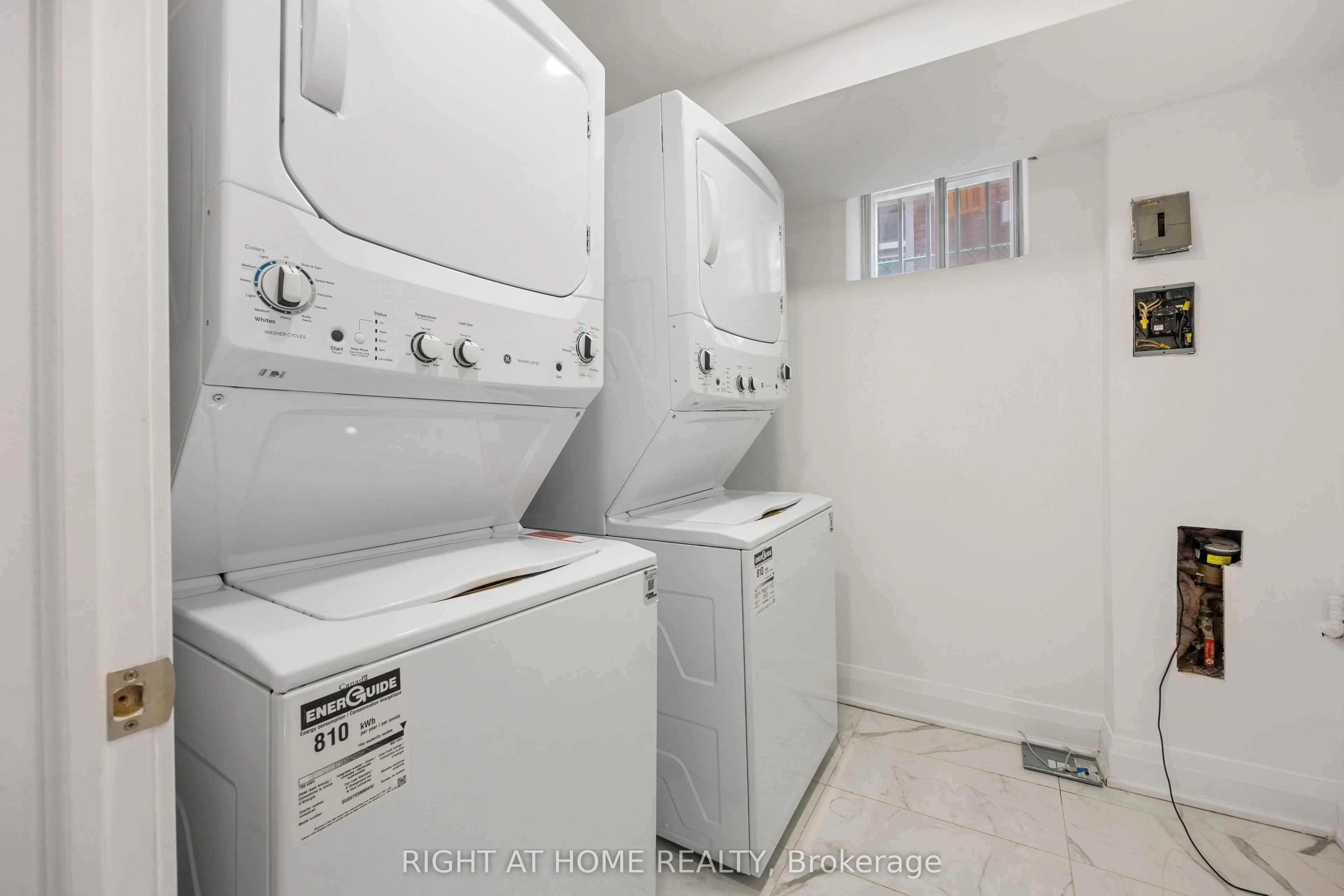 344 Shaw Street 2nd F, Toronto C01, ON M6J 2X3