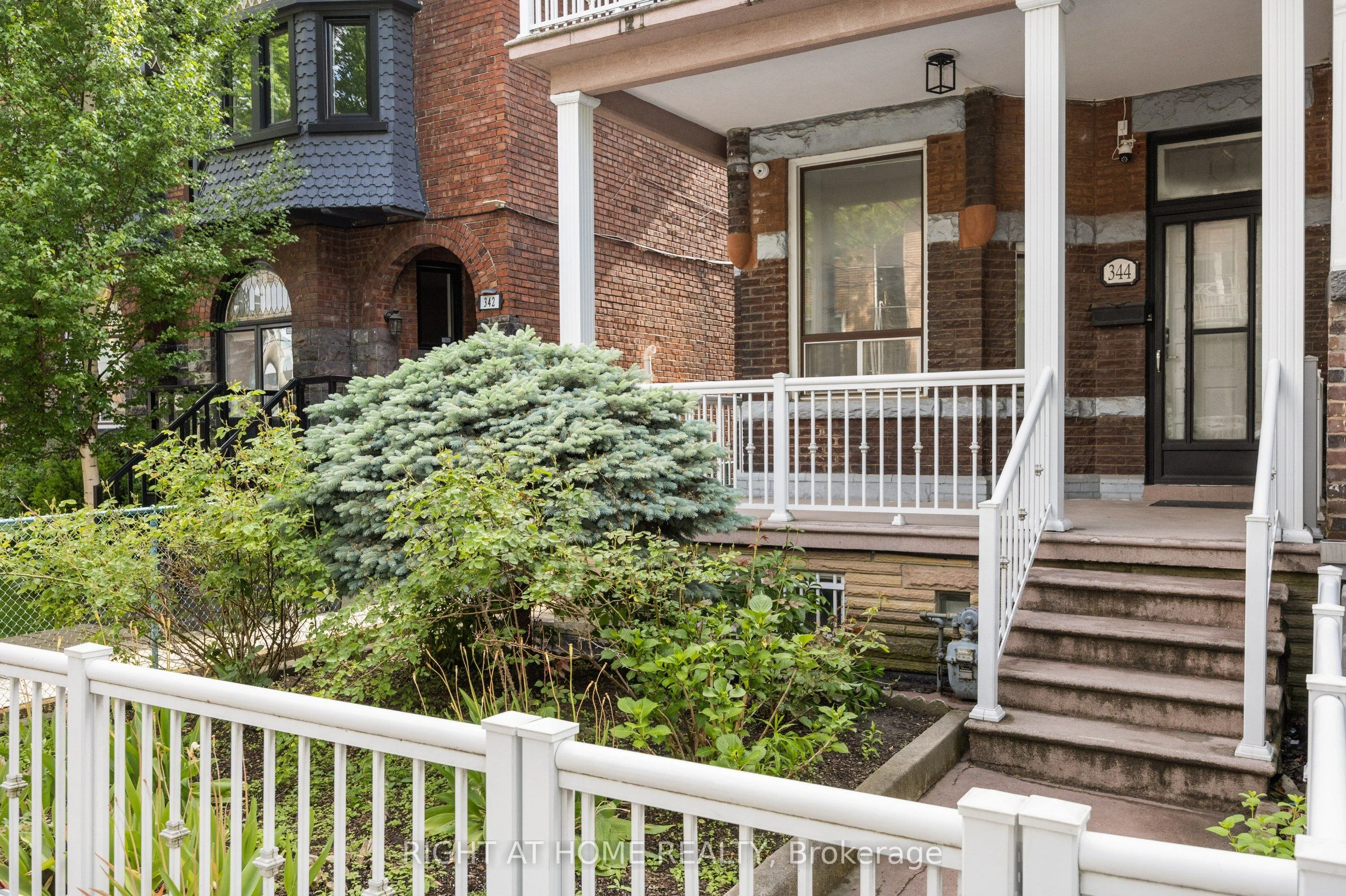 344 Shaw Street Bsmt, Toronto C01, ON M6J 2X3