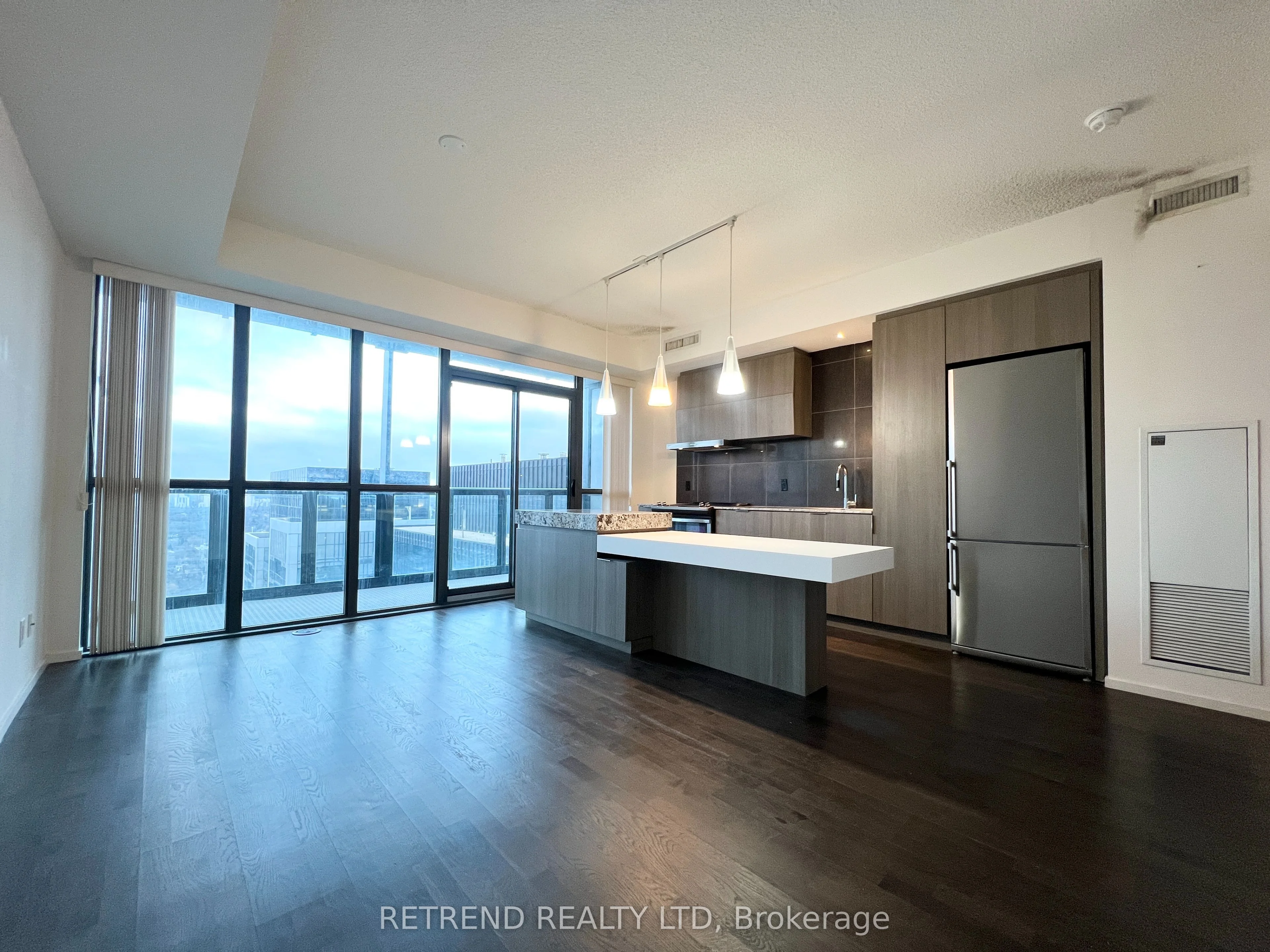 101 Charles Street E 4409, Toronto C08, On M4y 0a9
