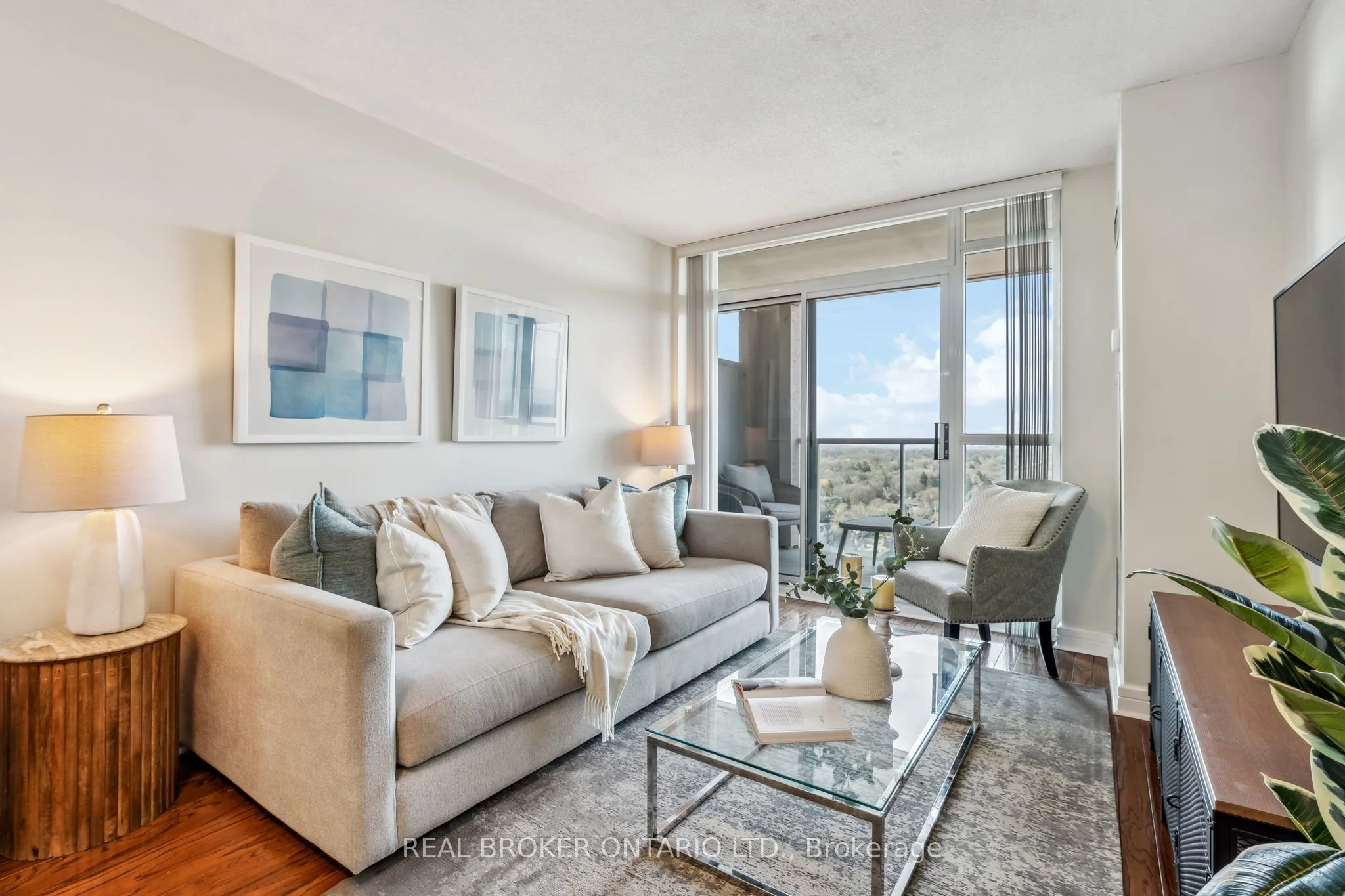 18 Harrison Garden Boulevard 1801, Toronto C14, On M2n 7j7