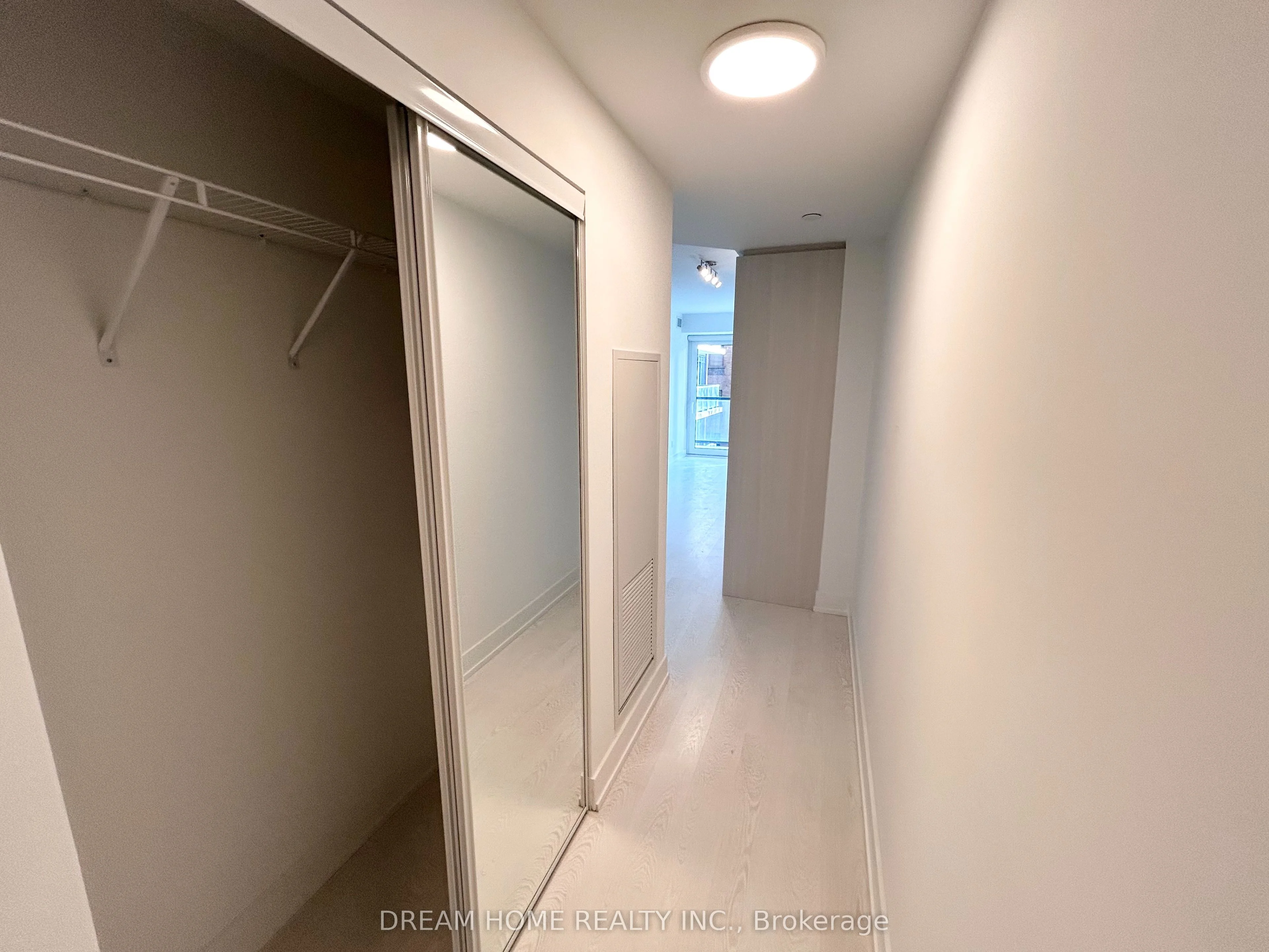 308 Jarvis Street 501, Toronto C08, ON M5B 0E3