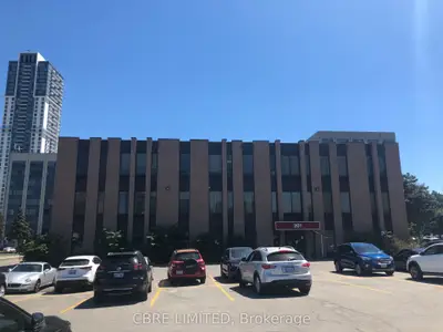 201 Consumers Road 106, Toronto C15, ON M2J 4G8
