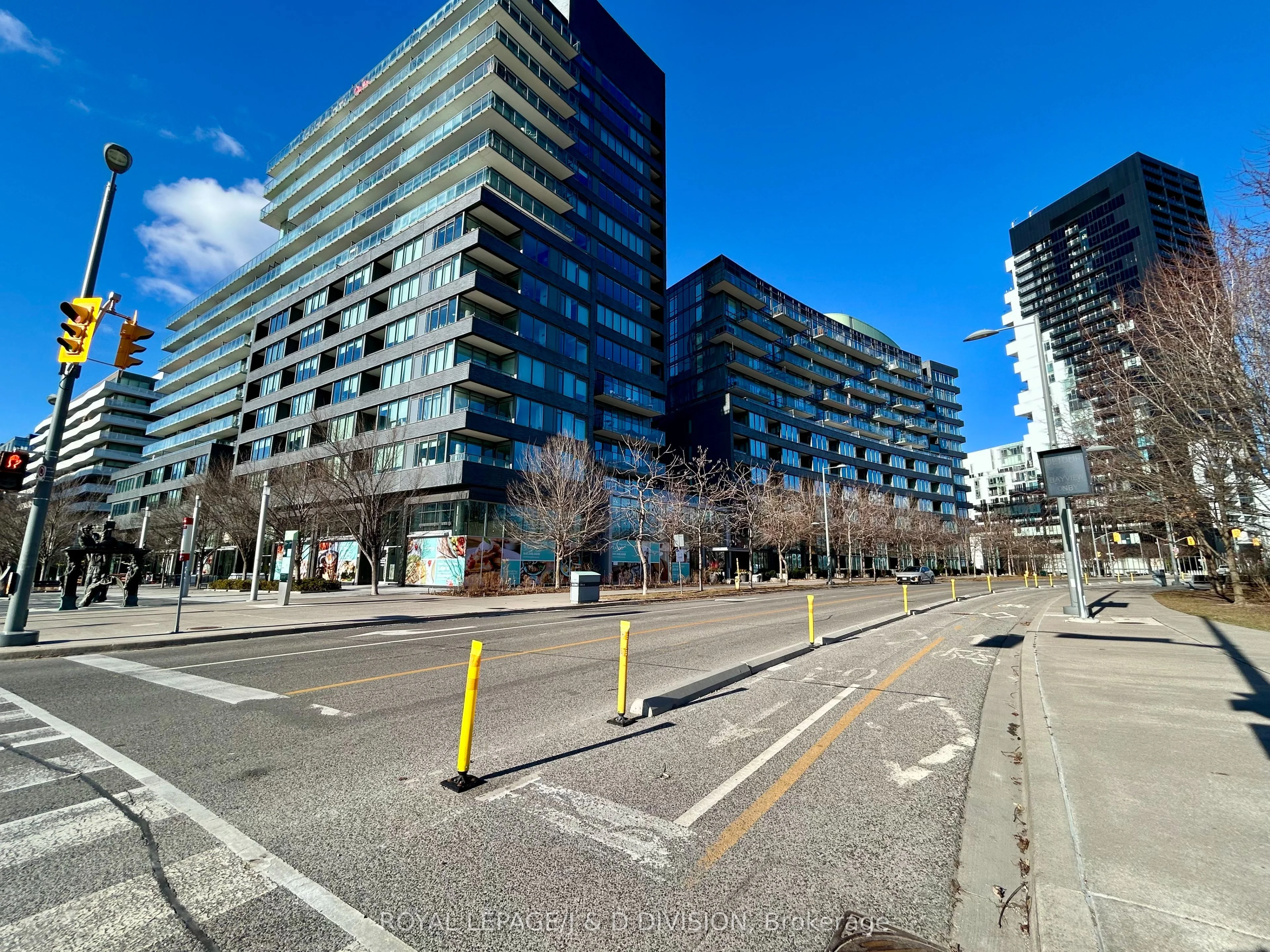 120 Bayview Avenue S805, Toronto C08, On M5a 0g4