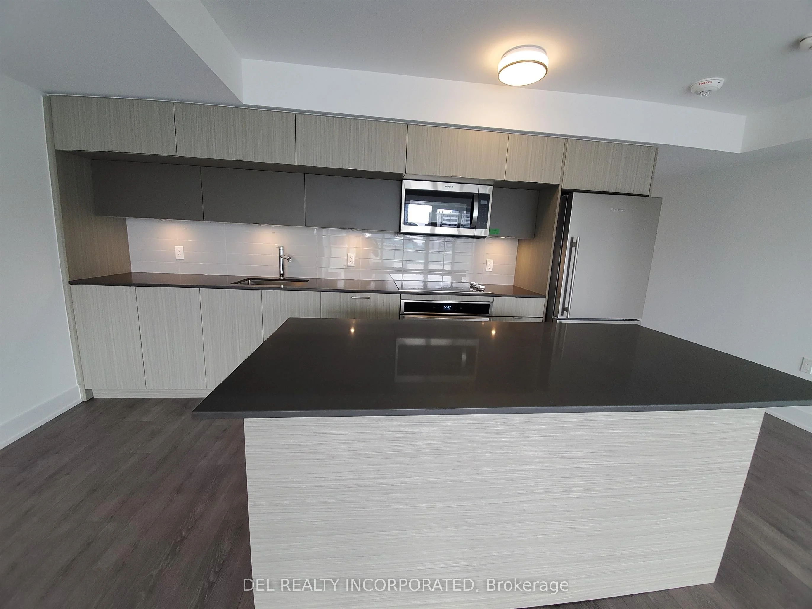 575 Bloor Street E 1802, Toronto C08, On M4x 1j8