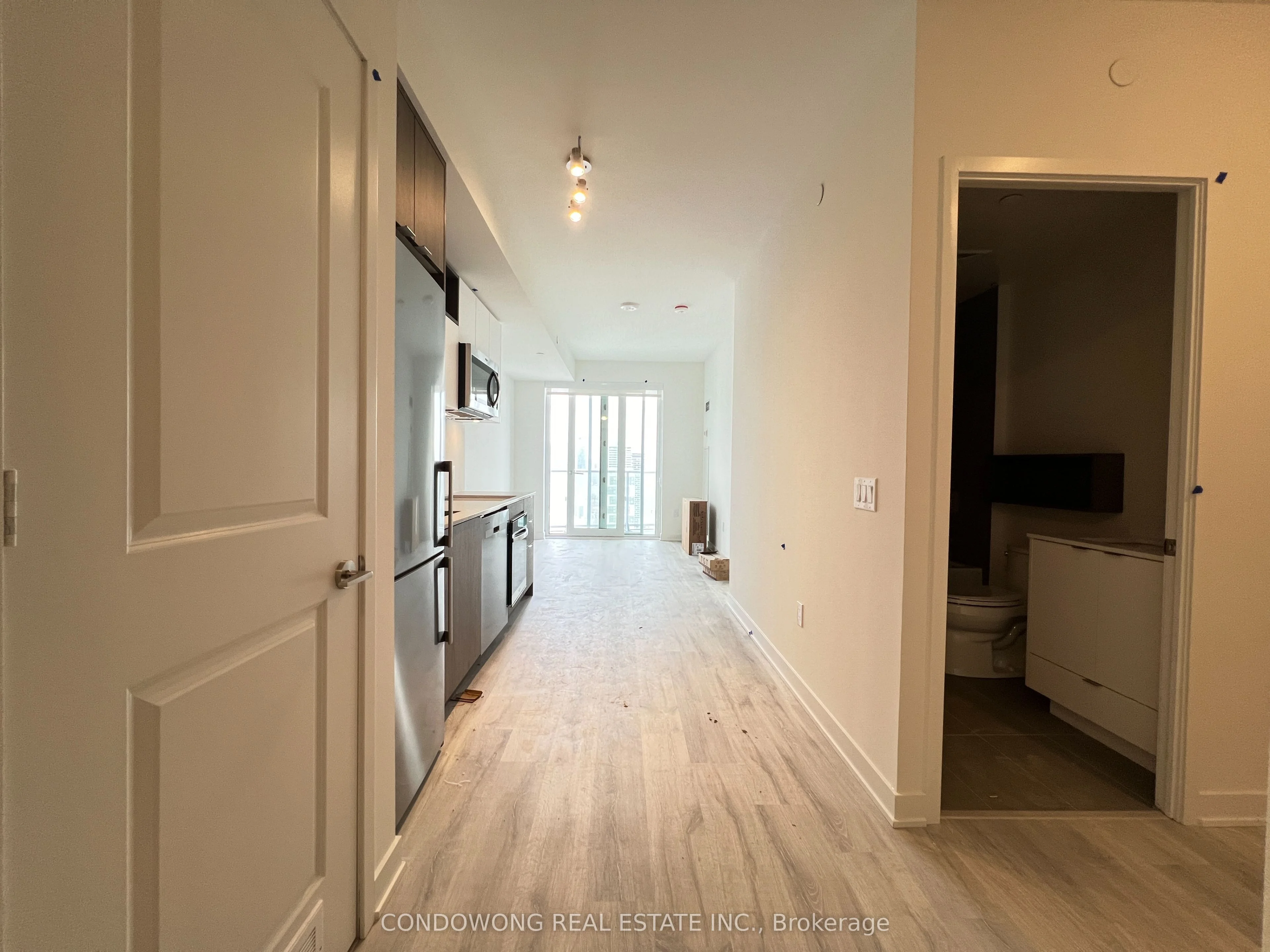 Condo Apartment in Toronto