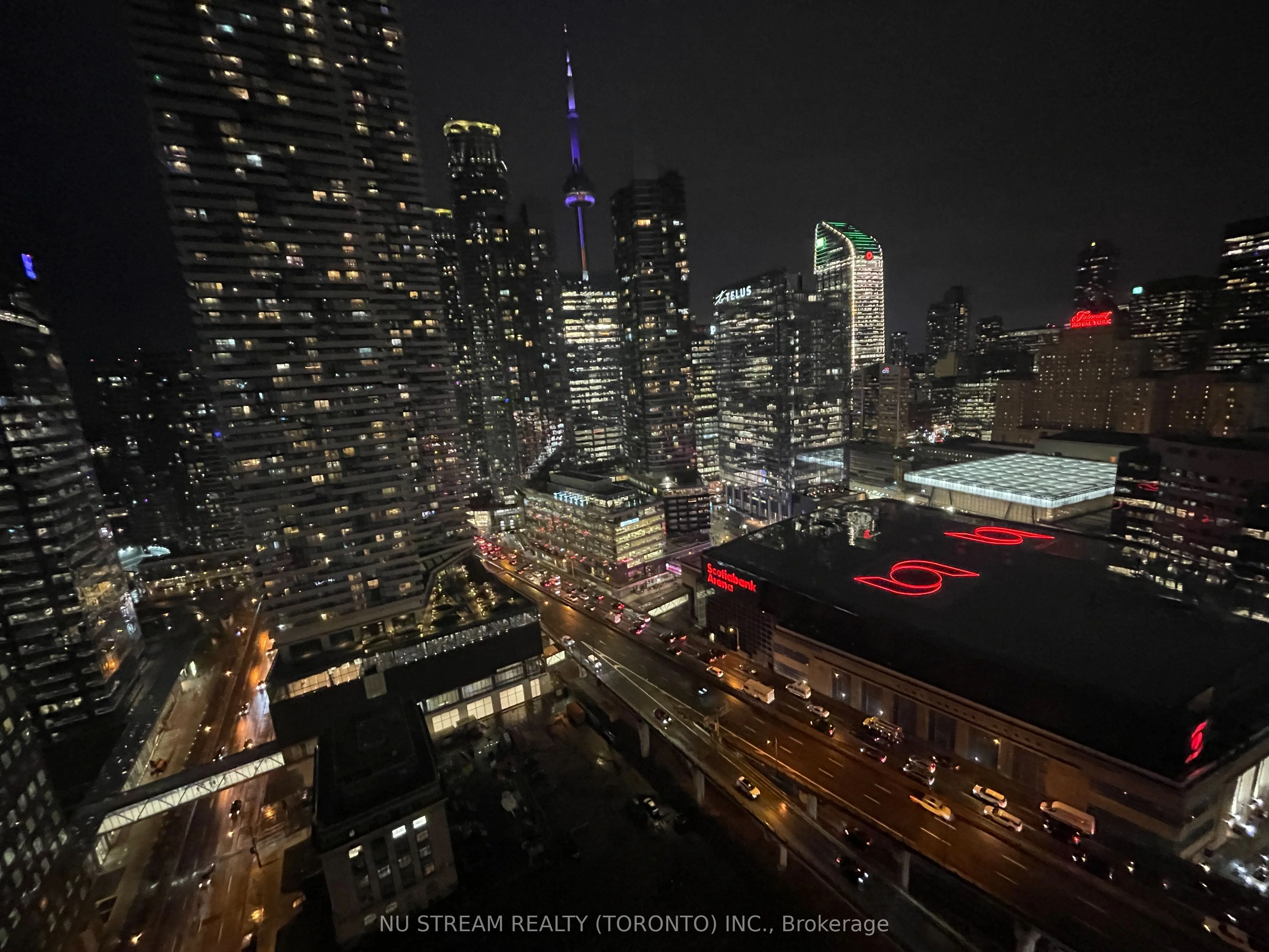 33 Bay Street 3113, Toronto C01, On M5j 2z3