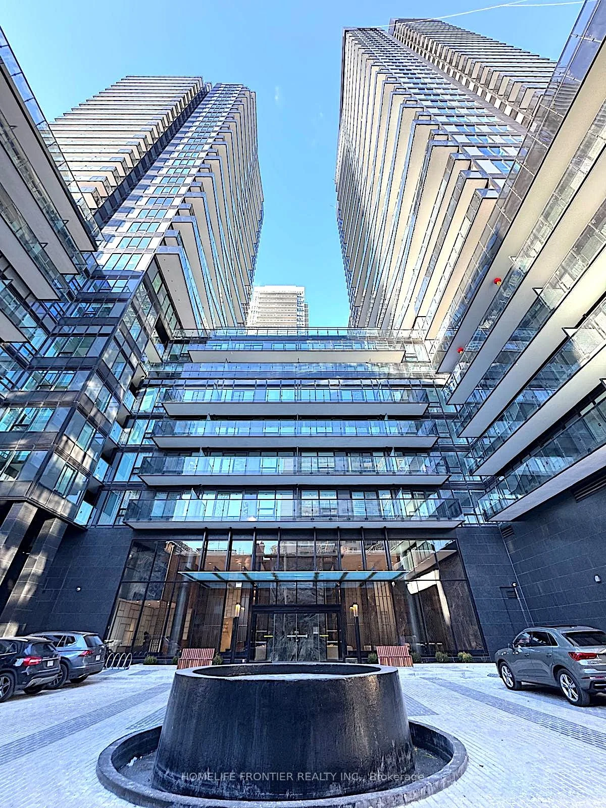 117 Broadway Avenue 1005, Toronto C10, On M4p 1v3