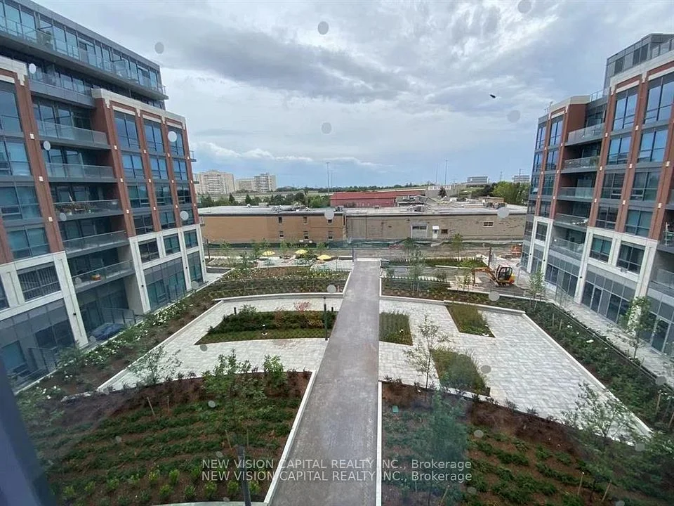31 Tippett Road 430, Toronto C06, ON M3H 2V1