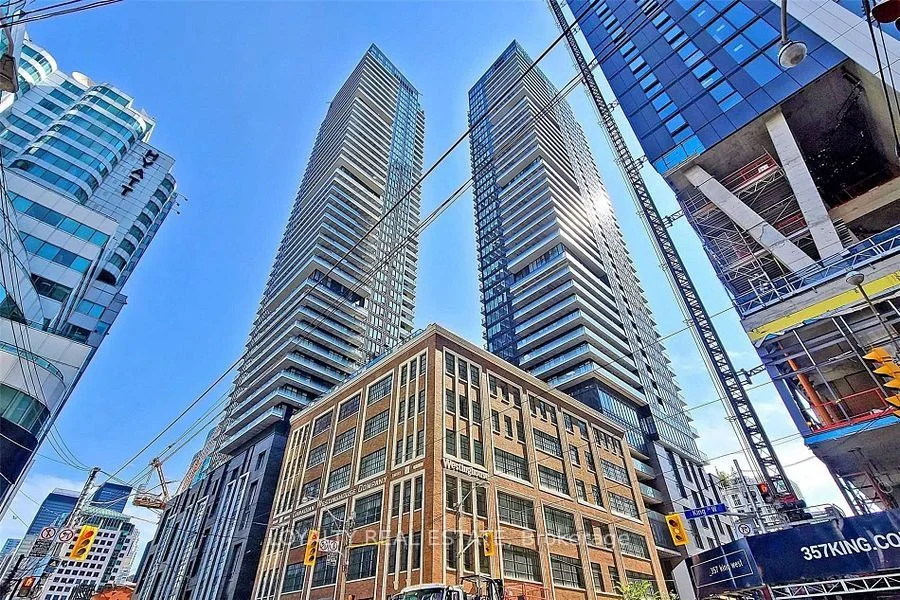 125 Blue Jays Way 1711, Toronto C01, On M5v 0n5