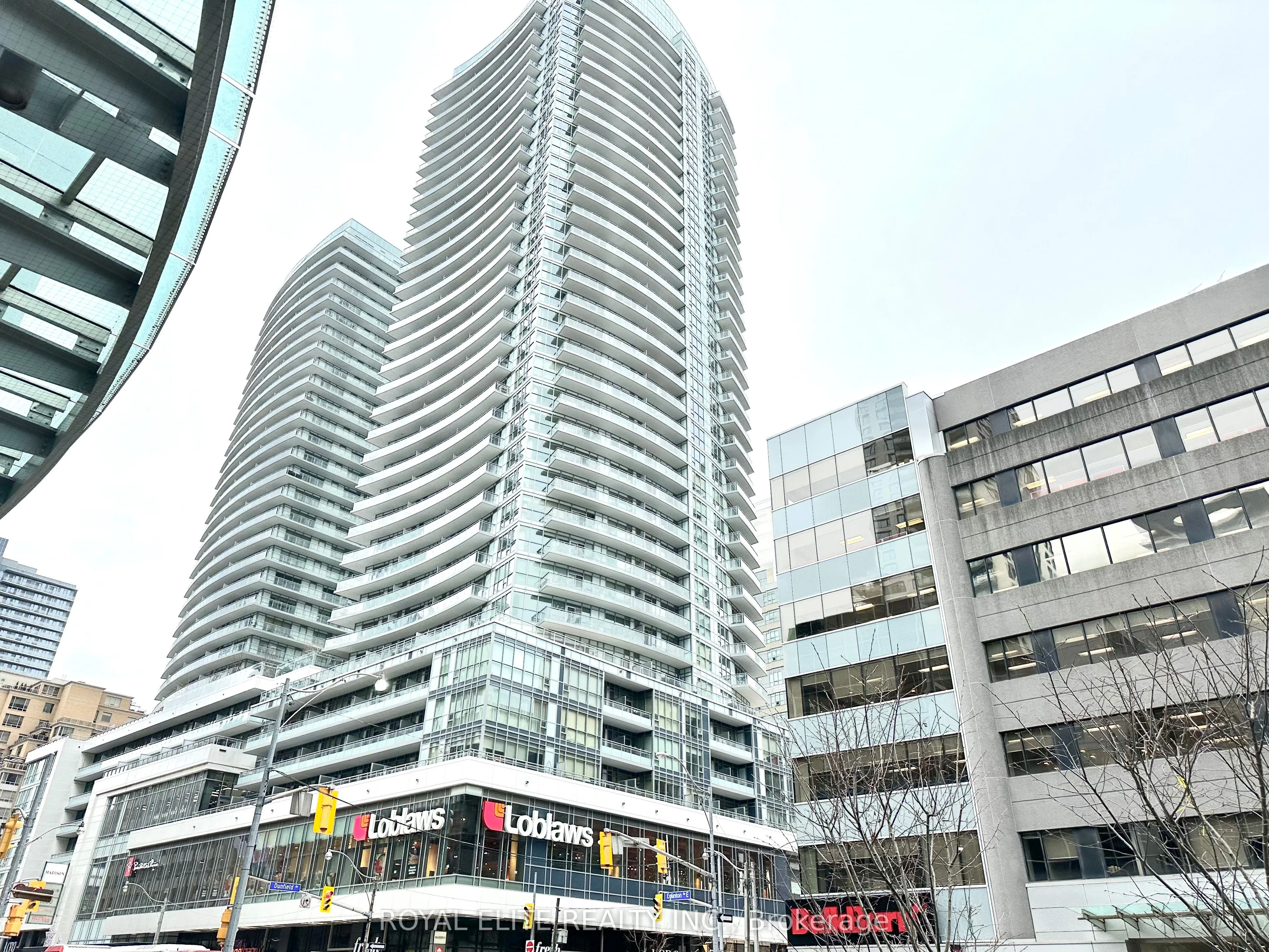 Condo Apartment in Toronto