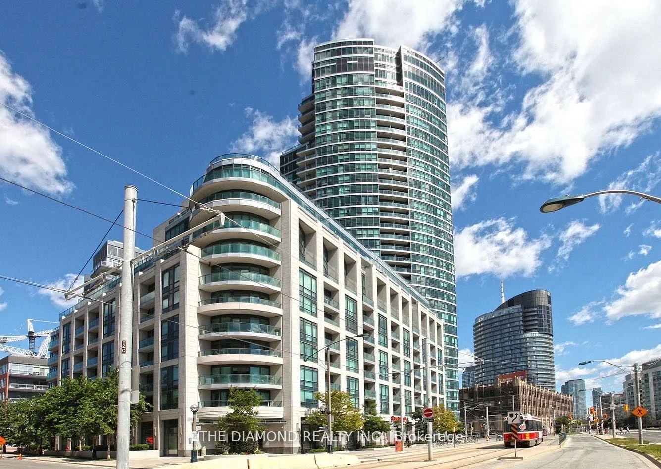 600 Fleet Street 825, Toronto C01, On M5v 1b7