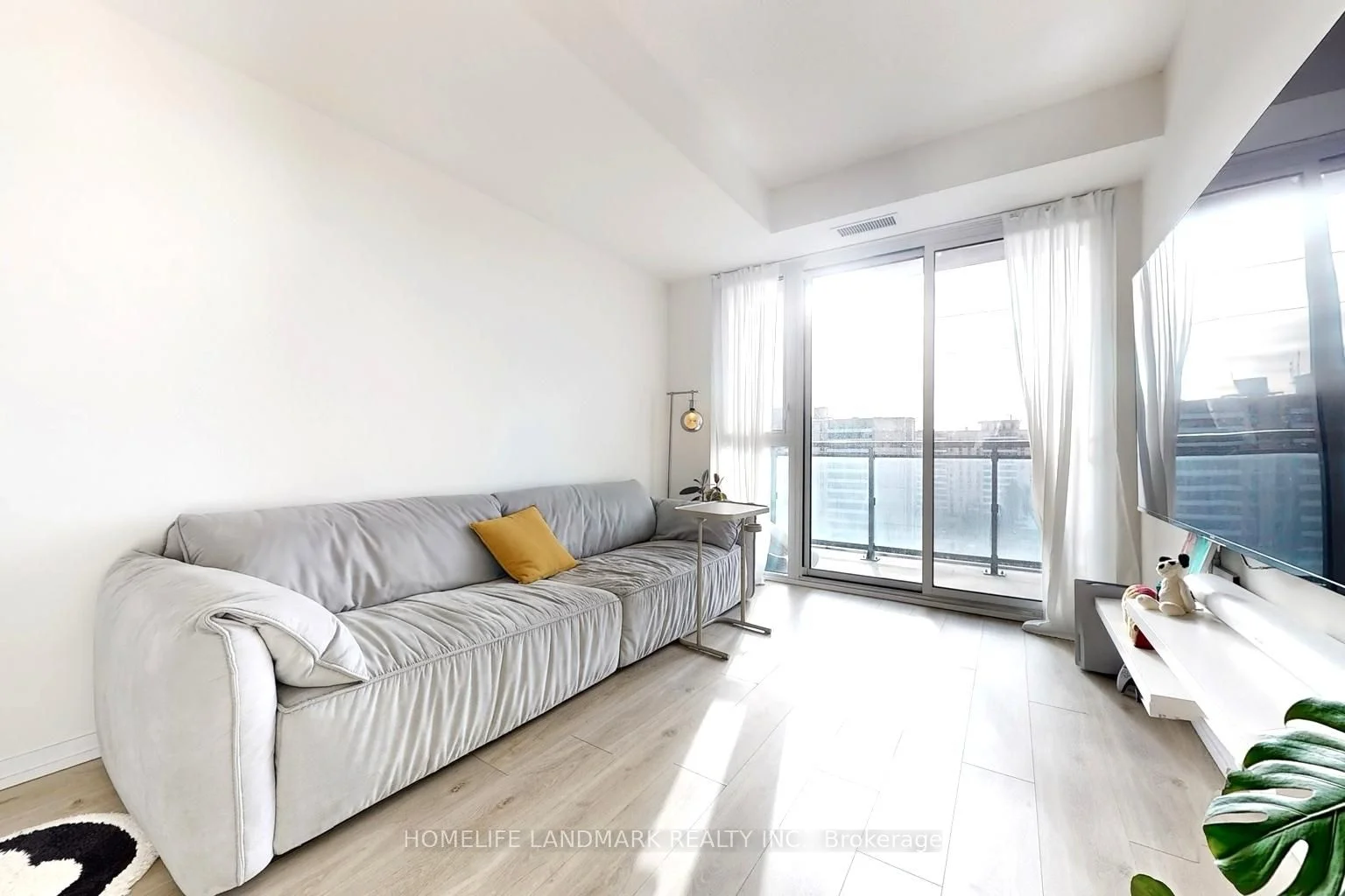 3237 Bayview Avenue 911, Toronto C15, On M2k 0g1