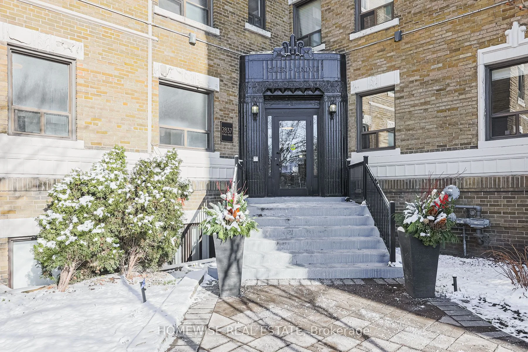 Condo Apartment in Toronto
