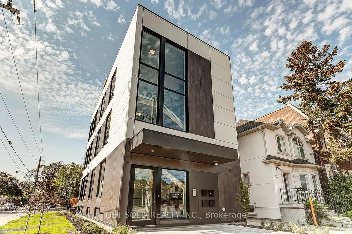 Fourplex in Toronto