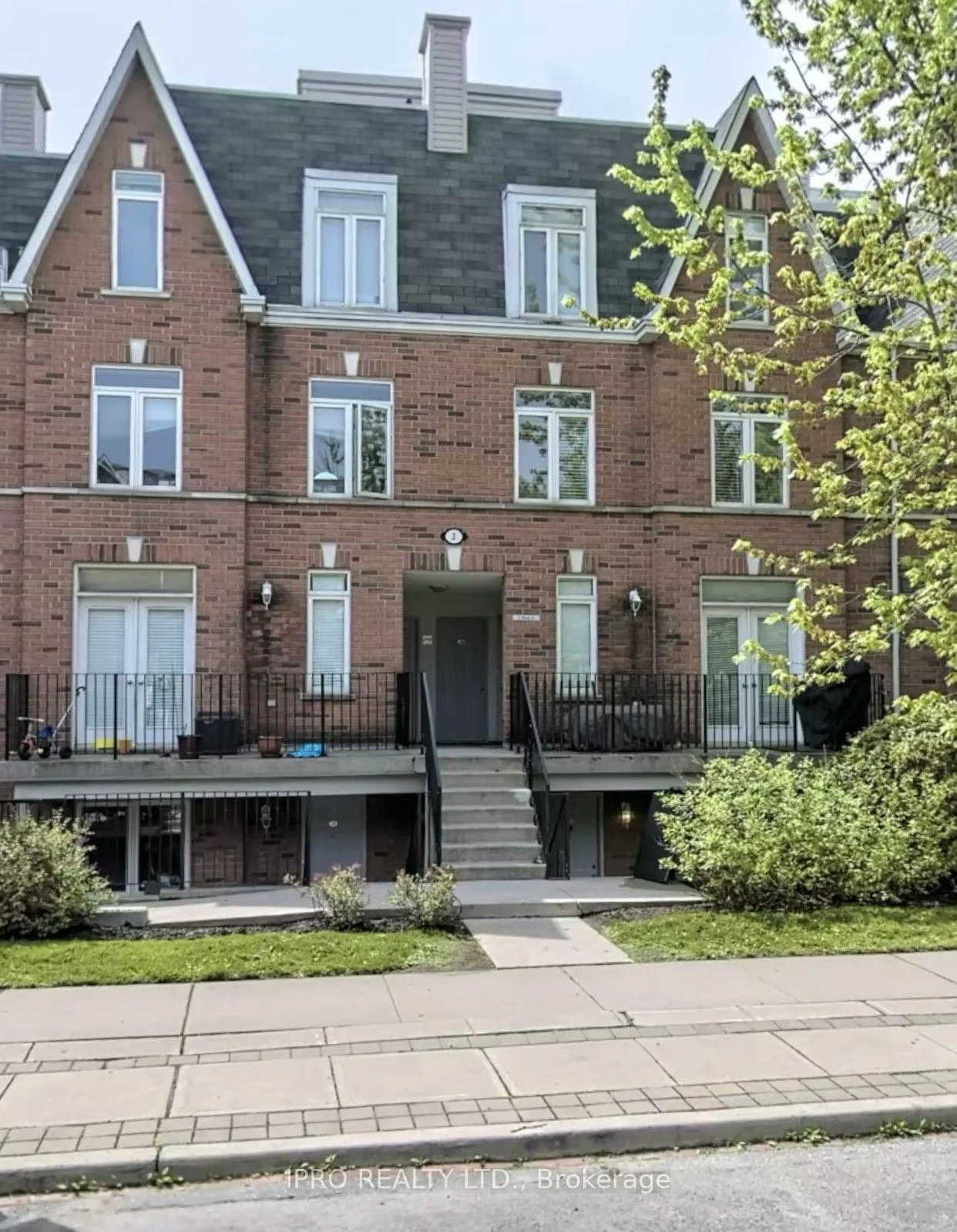 3 Shank Street 304, Toronto C01, On M6j 3w9
