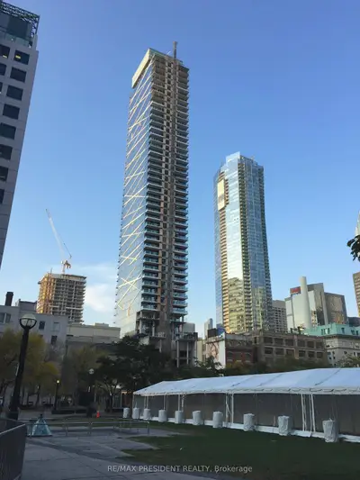 224 King Street W 1307, Toronto C01, On M5h 0a6