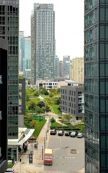 80 Queens Wharf Road 807, Toronto C01, ON M5V 0J3