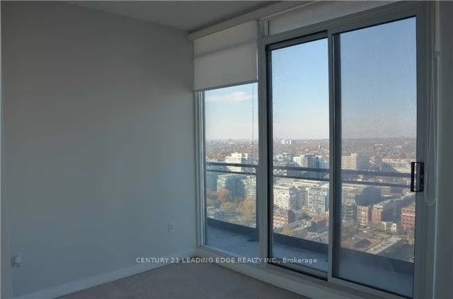 25 Capreol Court 3703, Toronto C01, ON M5V 3Z7