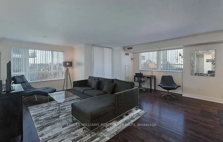 20 Blue Jays Way 1806, Toronto C01, ON M5V 3W6