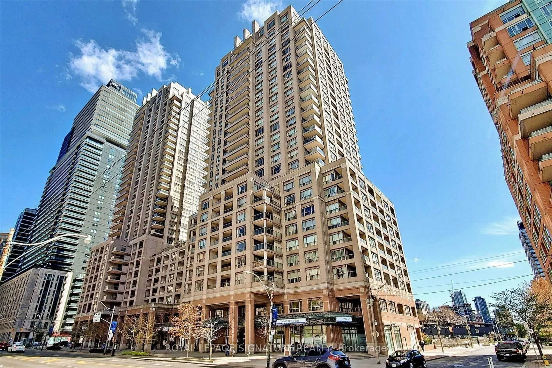 909 Bay Street 514, Toronto C01, On M5s 3g2