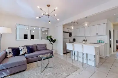 Triplex in Toronto
