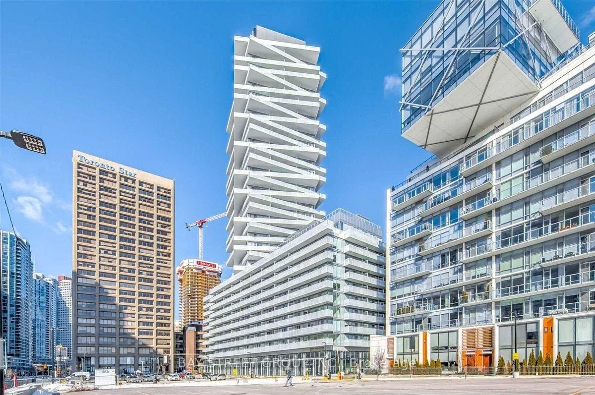 Condo Apartment in Toronto