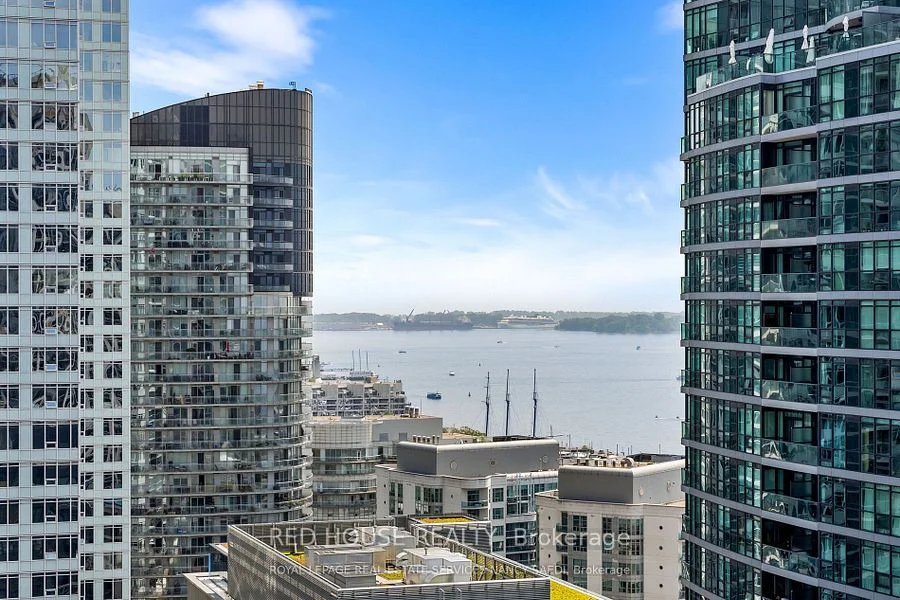 38 Iannuzzi Street 2509, Toronto C01, On M4p 2e7