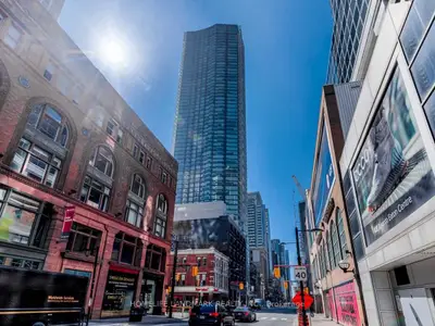 197 Yonge Street 3103, Toronto C08, On M5b 1m4